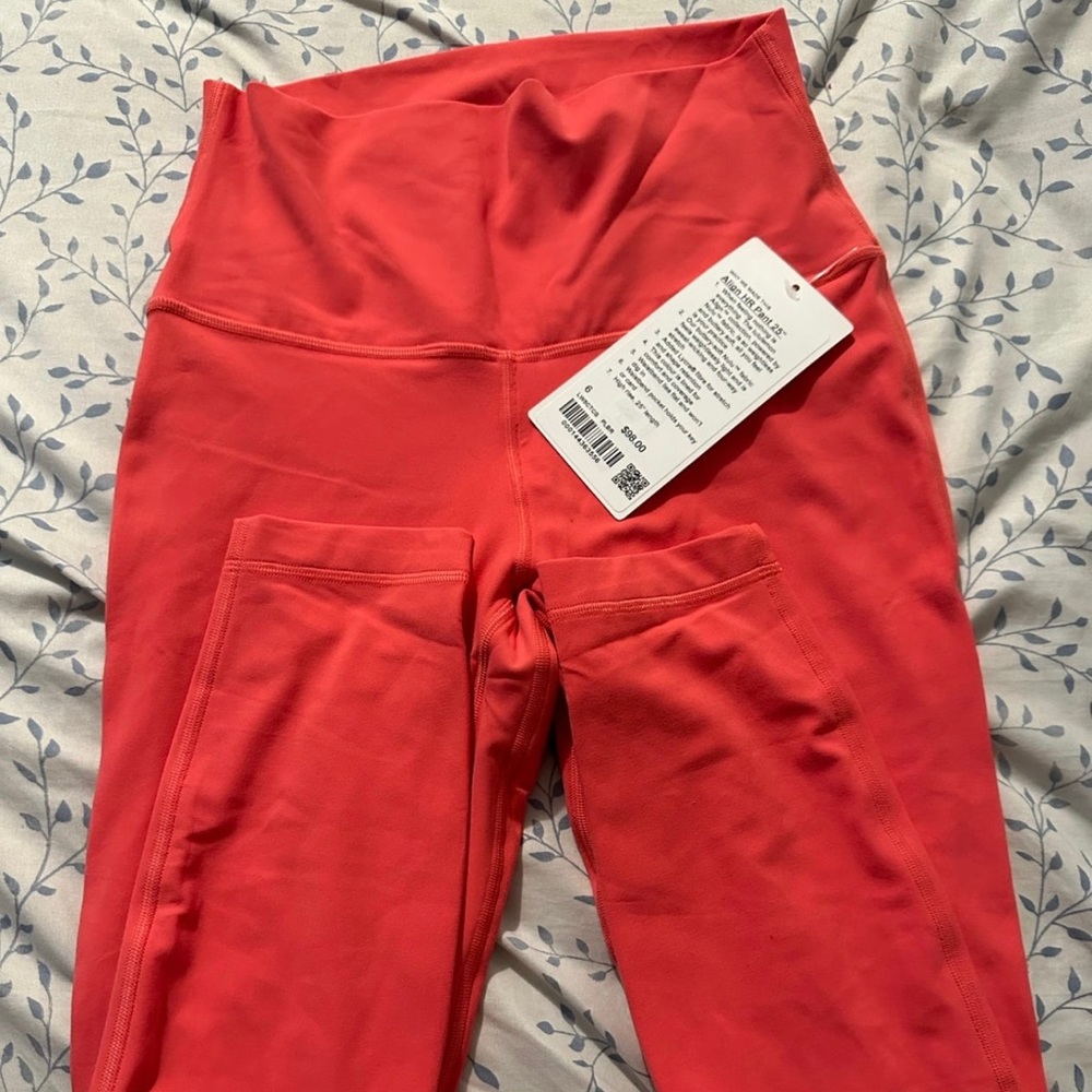 Lululemon Align HR Pant 25” size 6
